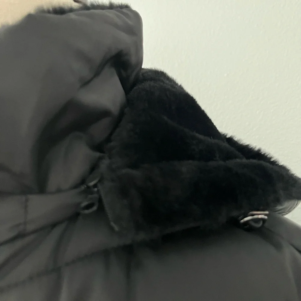 Nautica Black Puffer Jacket with Quilted Design - Picture 3 of 5